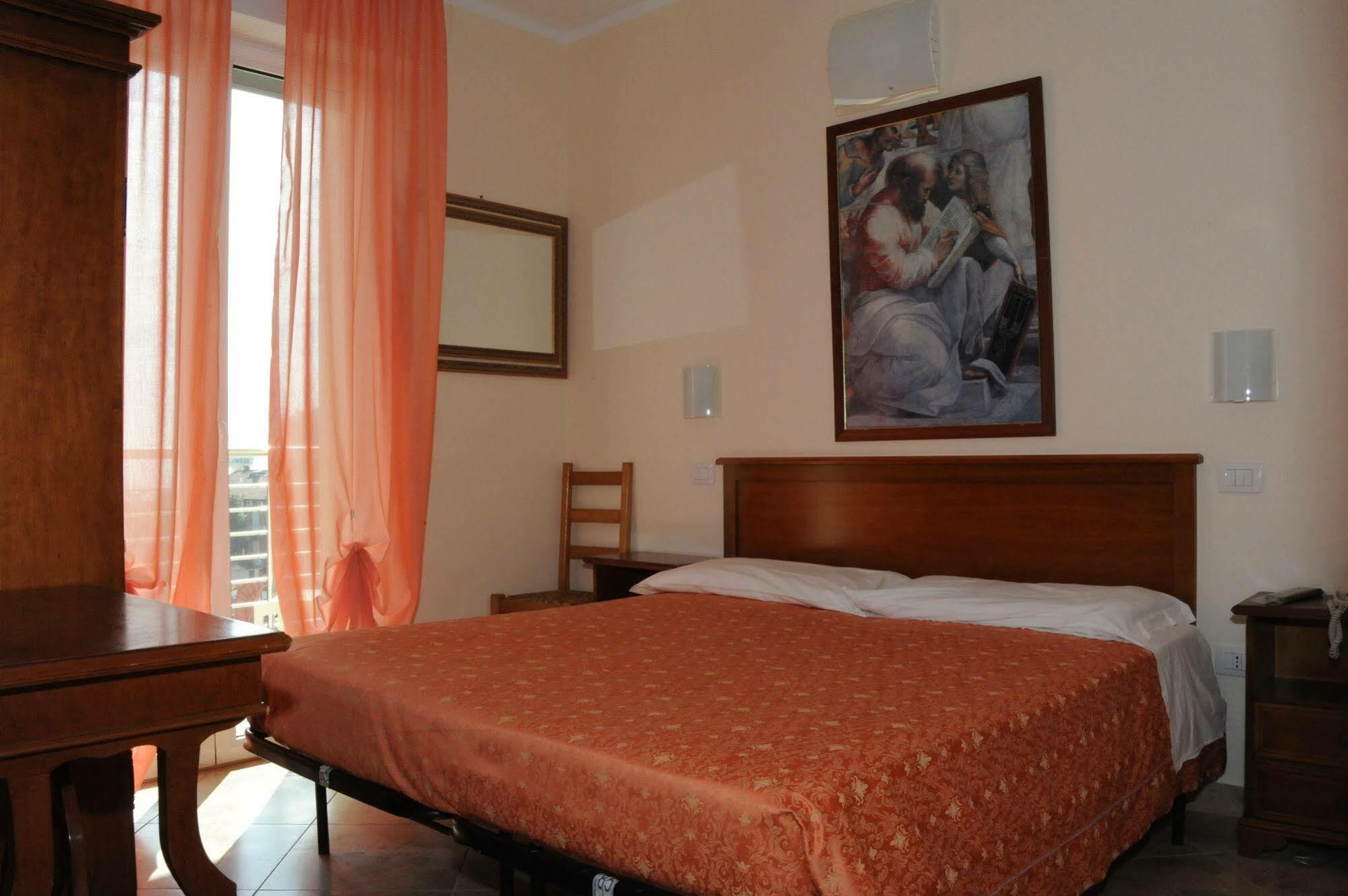 Hotel Franca Морской Милан Экстерьер фото